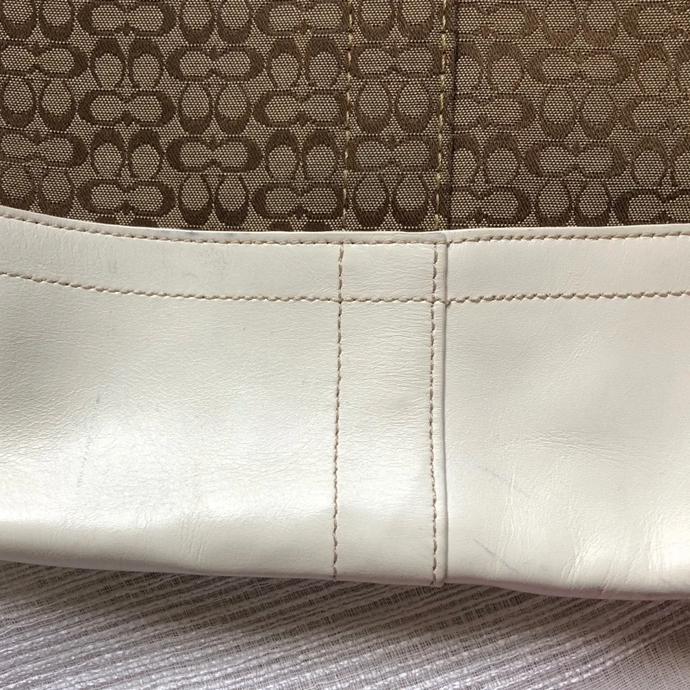 Coach Set | White Leather Y2K Tan Brown Logo Crossbody Bag & Wristlet Wallet - Picture 9 of 13